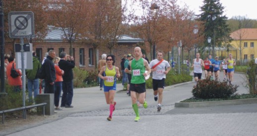 12_04_21_brunnenlauf_1.jpg